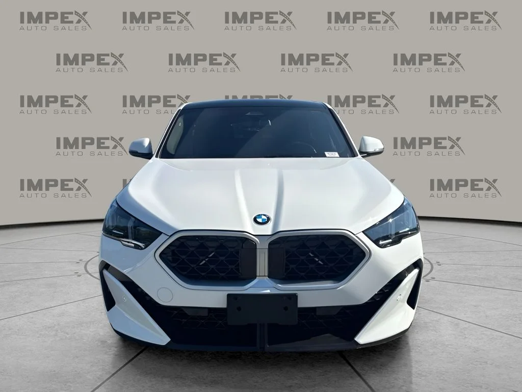 Used 2026 White BMW xDrive28i image 8
