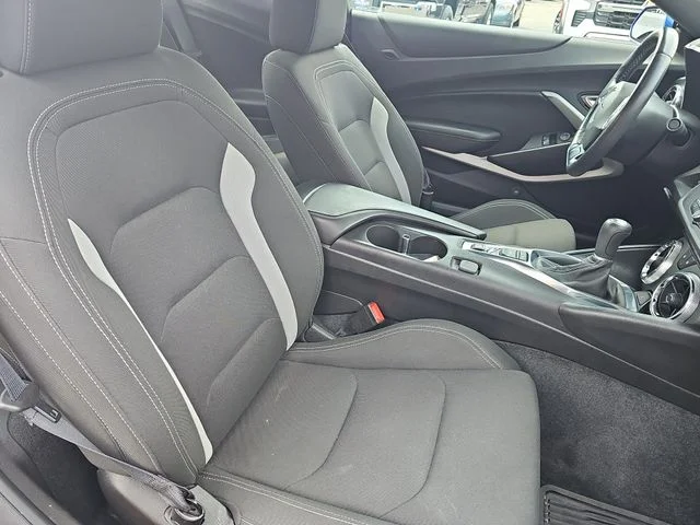 Used 2019 Blue Chevrolet 1LT image 31