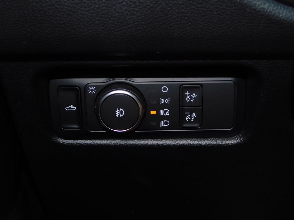 Used 2024 Cactus Ford XLT image 29
