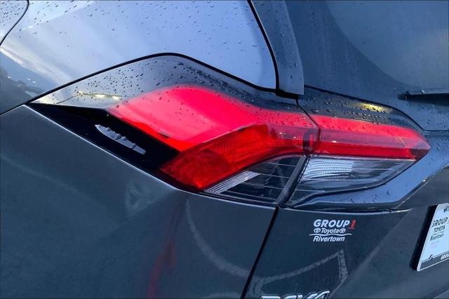 Certified Used 2023 MAGNETIC GRAY MET. Toyota  image 27