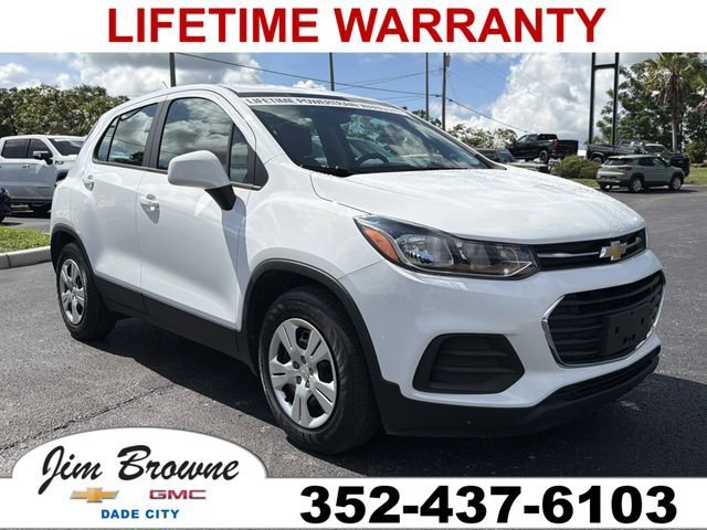 2017 Chevrolet Trax LS's photo
