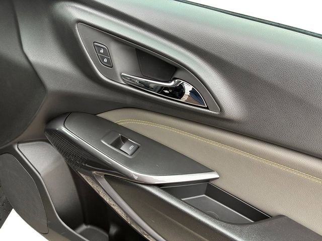 New 2026 Mosaic Black Metallic Chevrolet ACTIV image 14