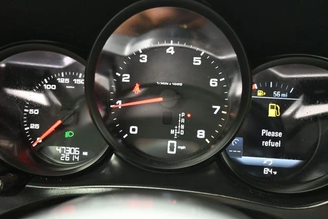 Used 2019 Blue Porsche Base image 17