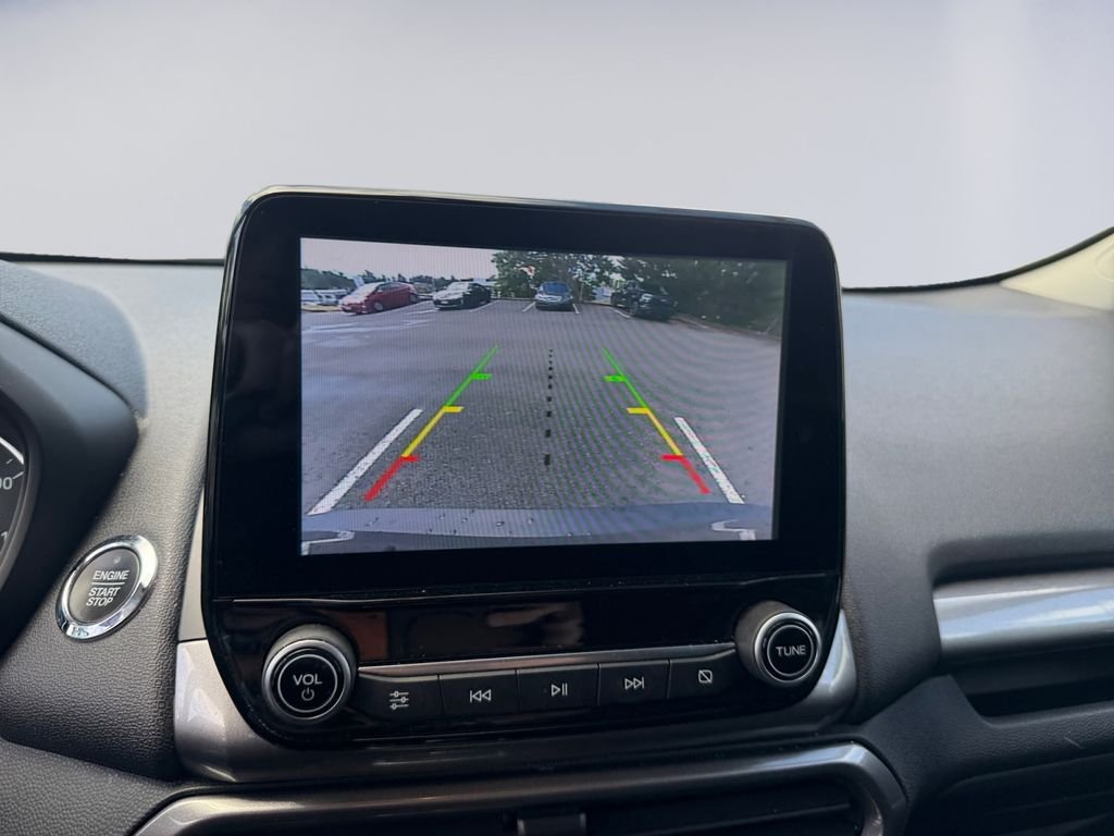 Used 2022 Gray Ford SE image 16