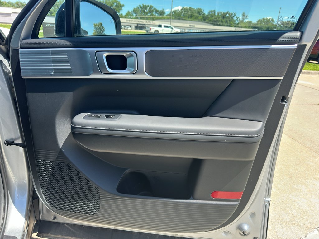 New 2025 Shimmering Silver Hyundai XRT image 30