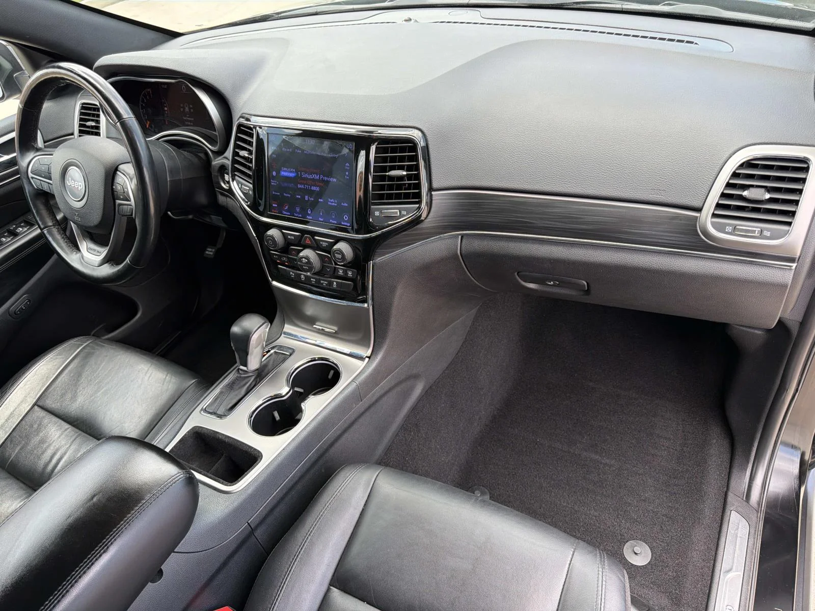 Used 2020 Black Jeep Limited 4x2 image 13