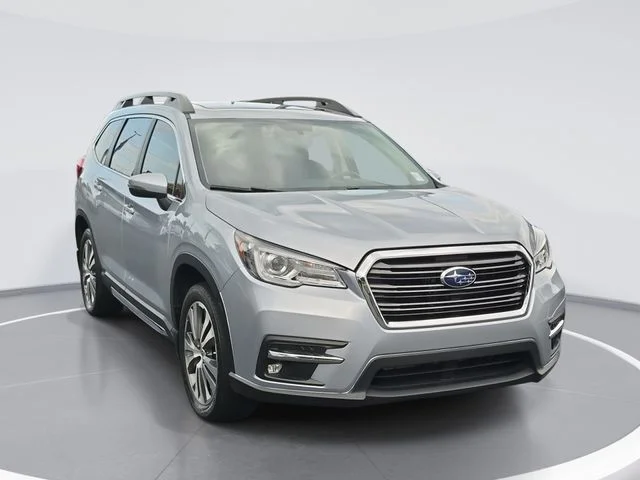 Used 2022 Silver Subaru Limited image 1