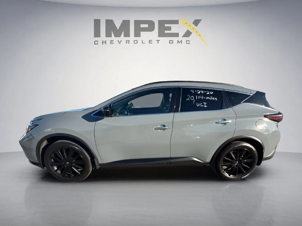 Used 2024 Gray Nissan SV image 2