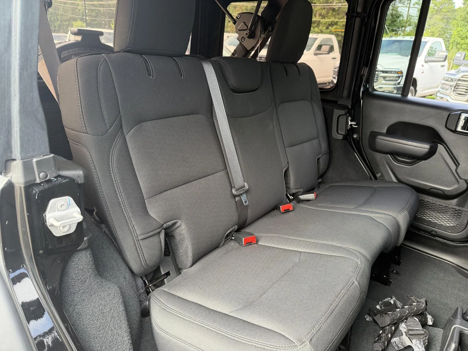 Used 2022 Black Clearcoat Jeep Unlimited Sport S image 20