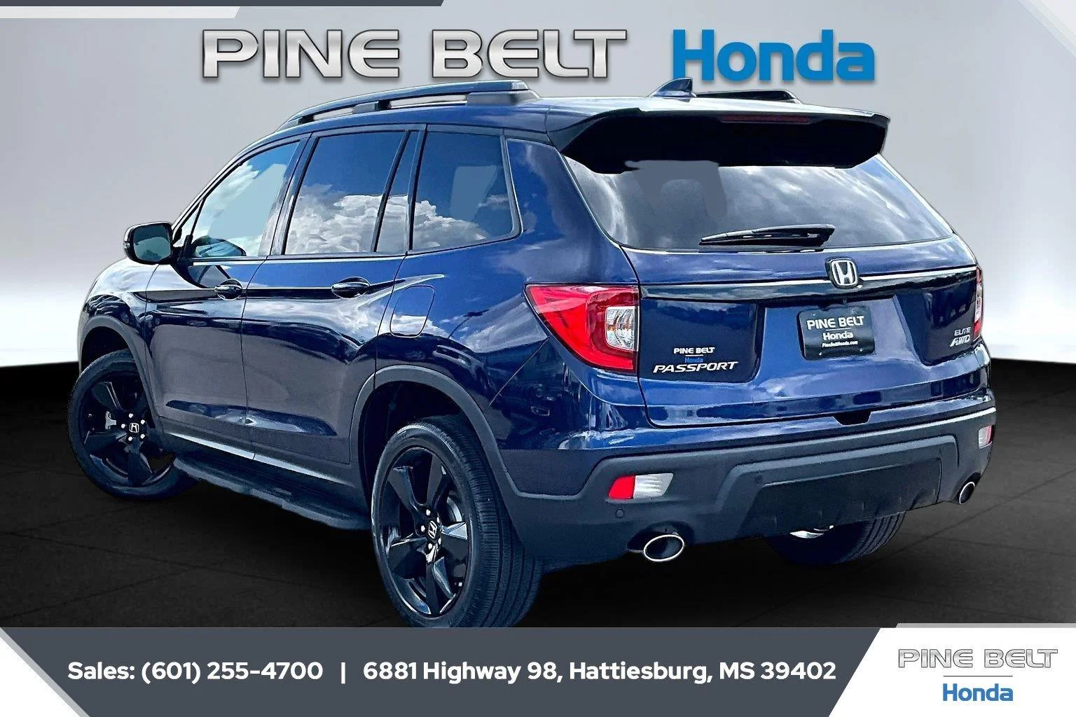 Used 2019 Obsidian Blue Pearl Honda Elite AWD image 2