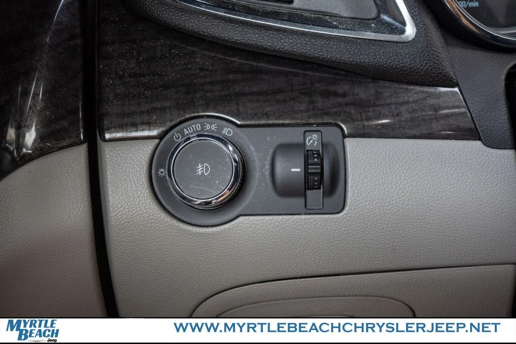 Used 2016 White Pearl Metallic Buick Premium image 30