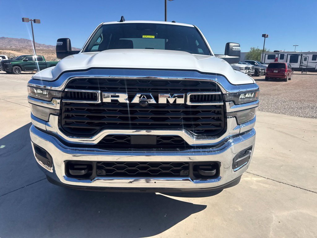 New 2027 Bright White Clear-Coat Exterior Paint RAM Big Horn image 7