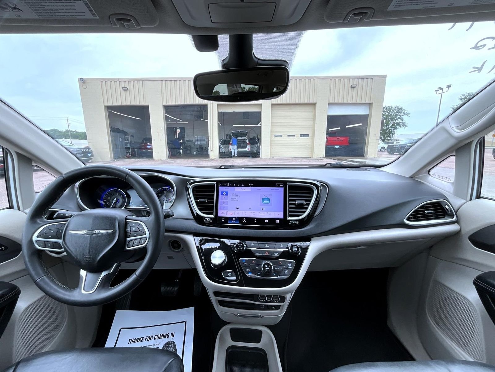 Certified Used 2022 White Chrysler Touring L image 15
