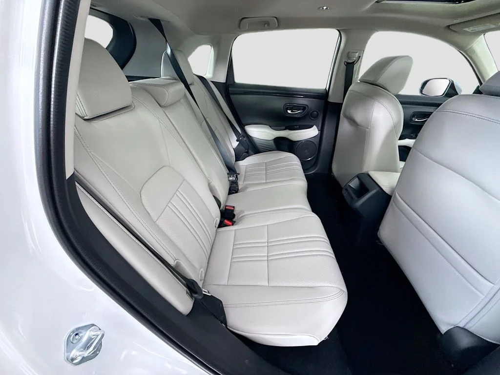 New 2027 White Honda EX-L image 22