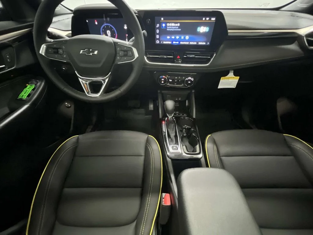New 2026 Mosaic Black Metallic Chevrolet ACTIV image 16