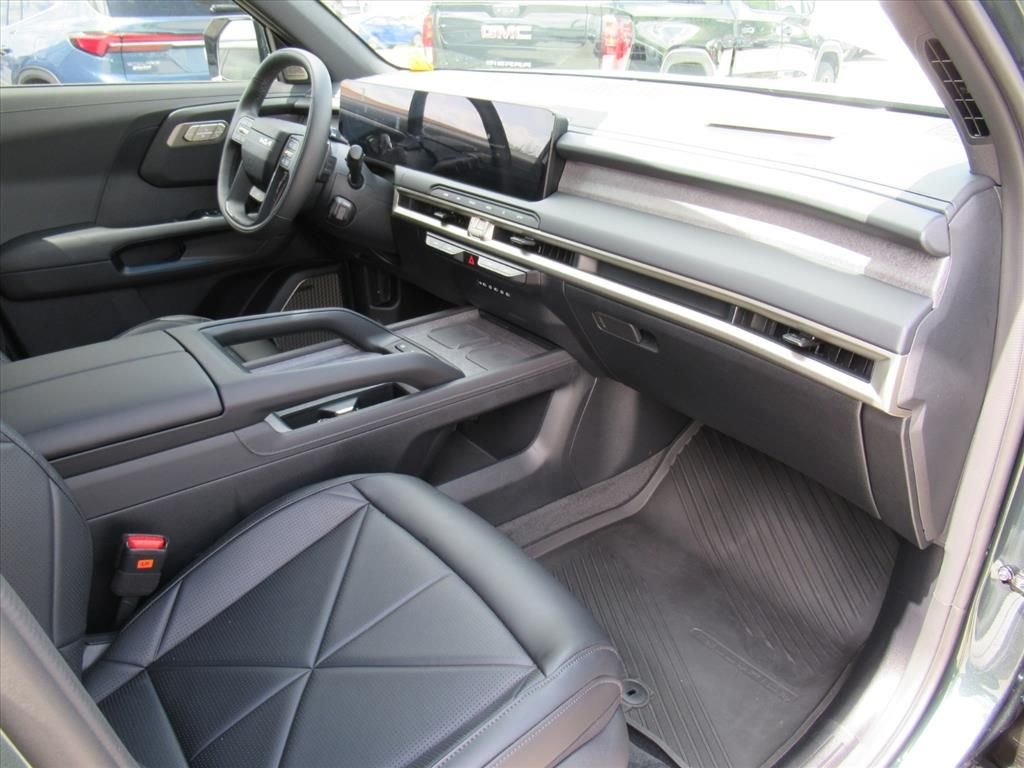 Used 2027 Black Kia SX image 11