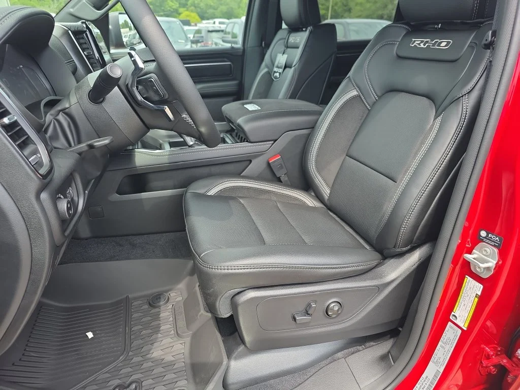 New 2026 Molten Red Pearl-Coat Exterior Paint RAM RHO image 11
