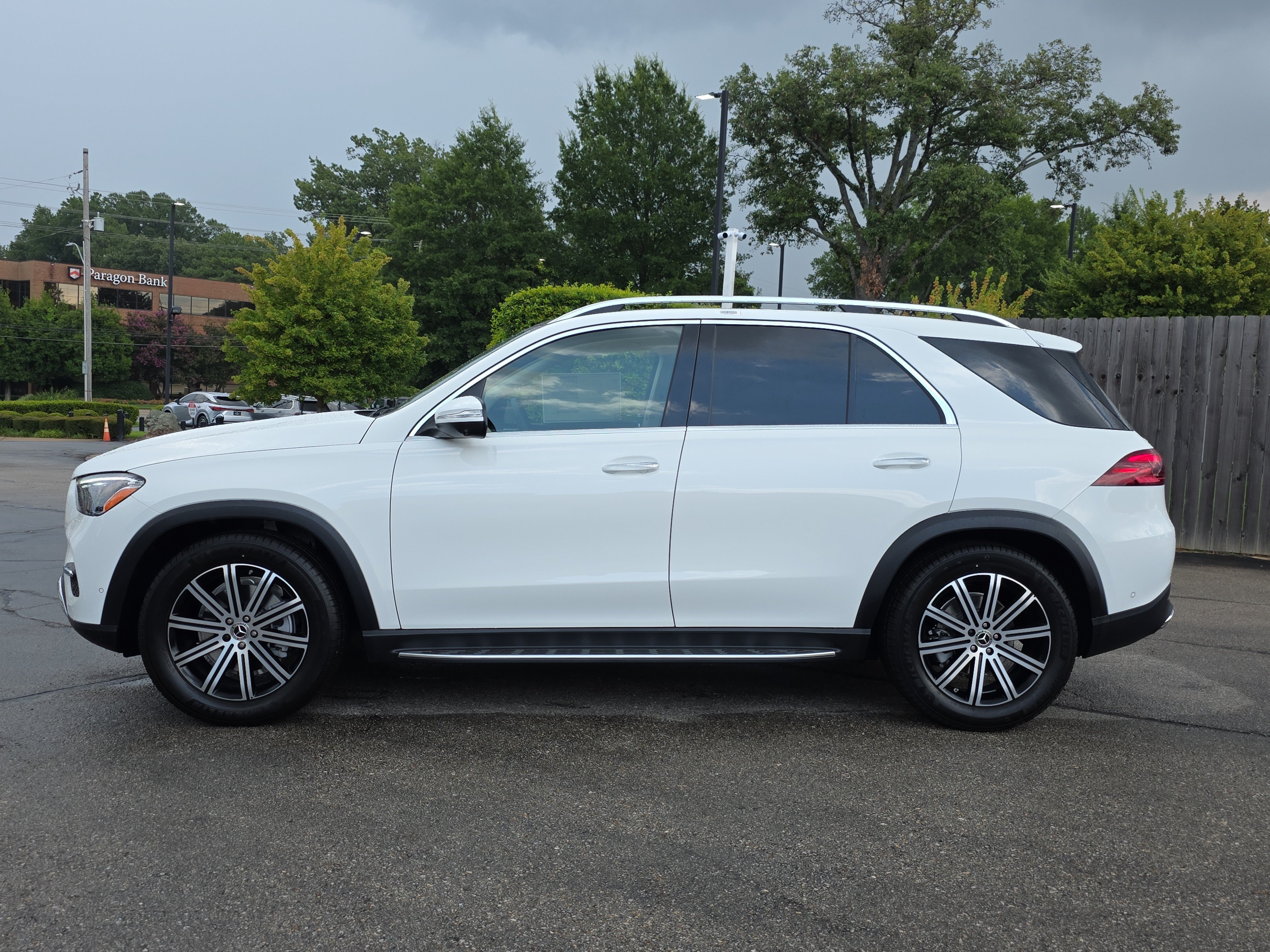 New 2026 Polar White Mercedes-Benz GLE 350 image 31