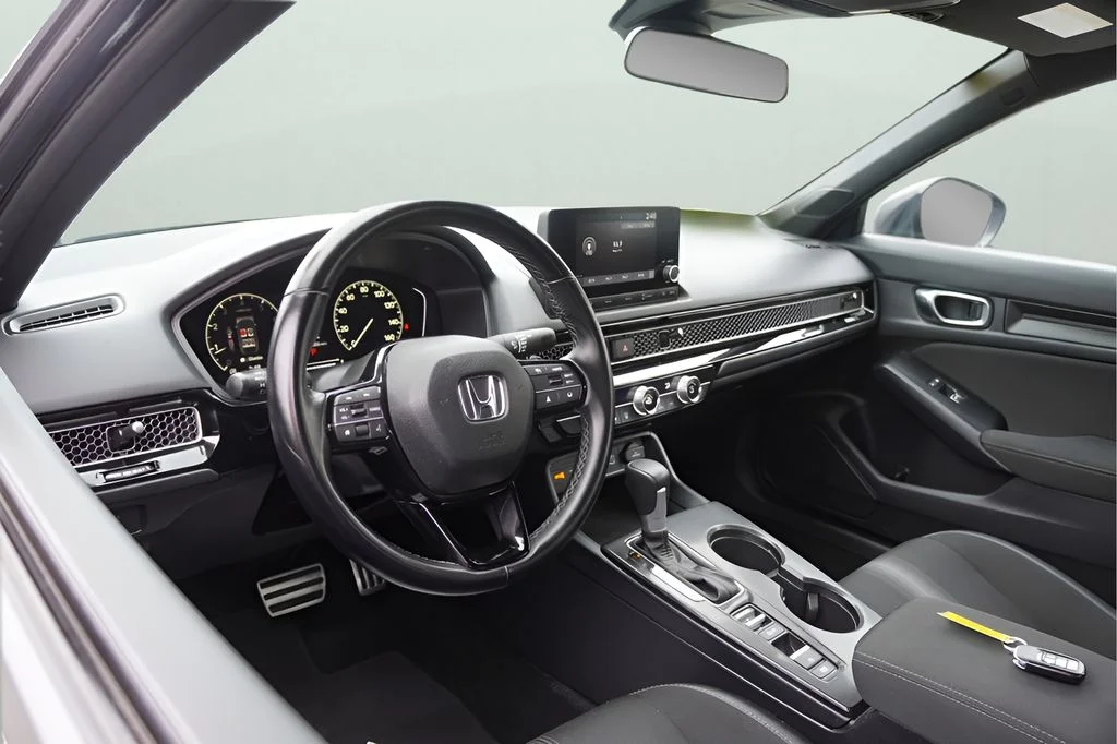 Used 2025 Black Honda Sport image 12