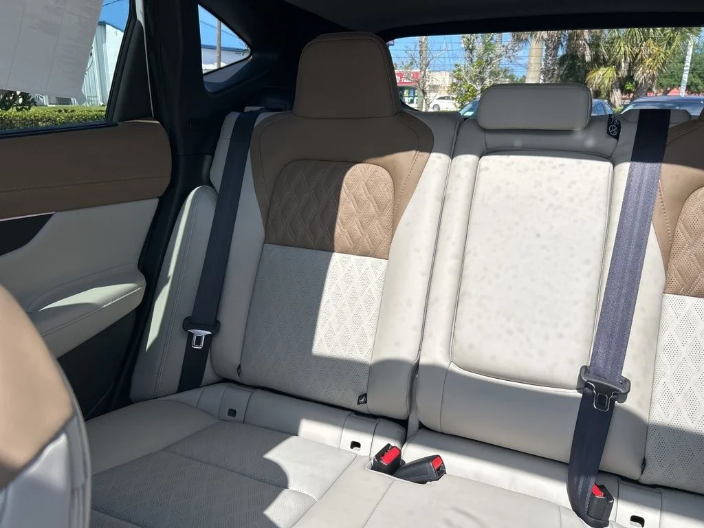 New 2026 Everest White Pearl TriCoat Nissan Platinum image 13