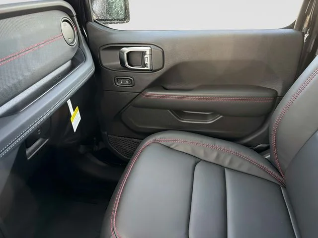 New 2026 Black Clear-Coat Exterior Paint Jeep Rubicon image 18