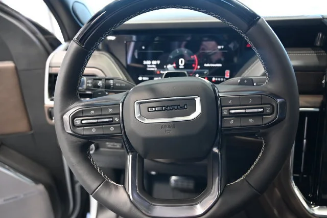 2026 GMC Yukon XL Denali Ultimate - Photo 28