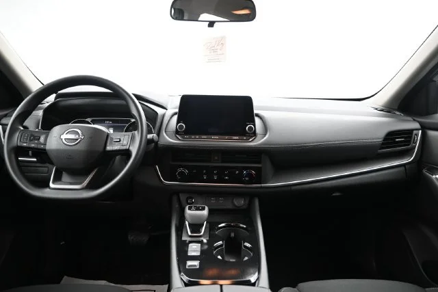 Used 2026 Super Black Nissan S image 19
