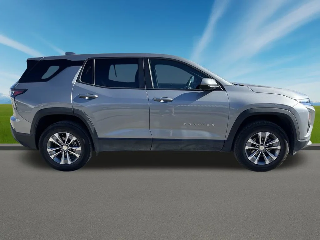 Used 2026 Sterling Gray Metallic Chevrolet LT image 4