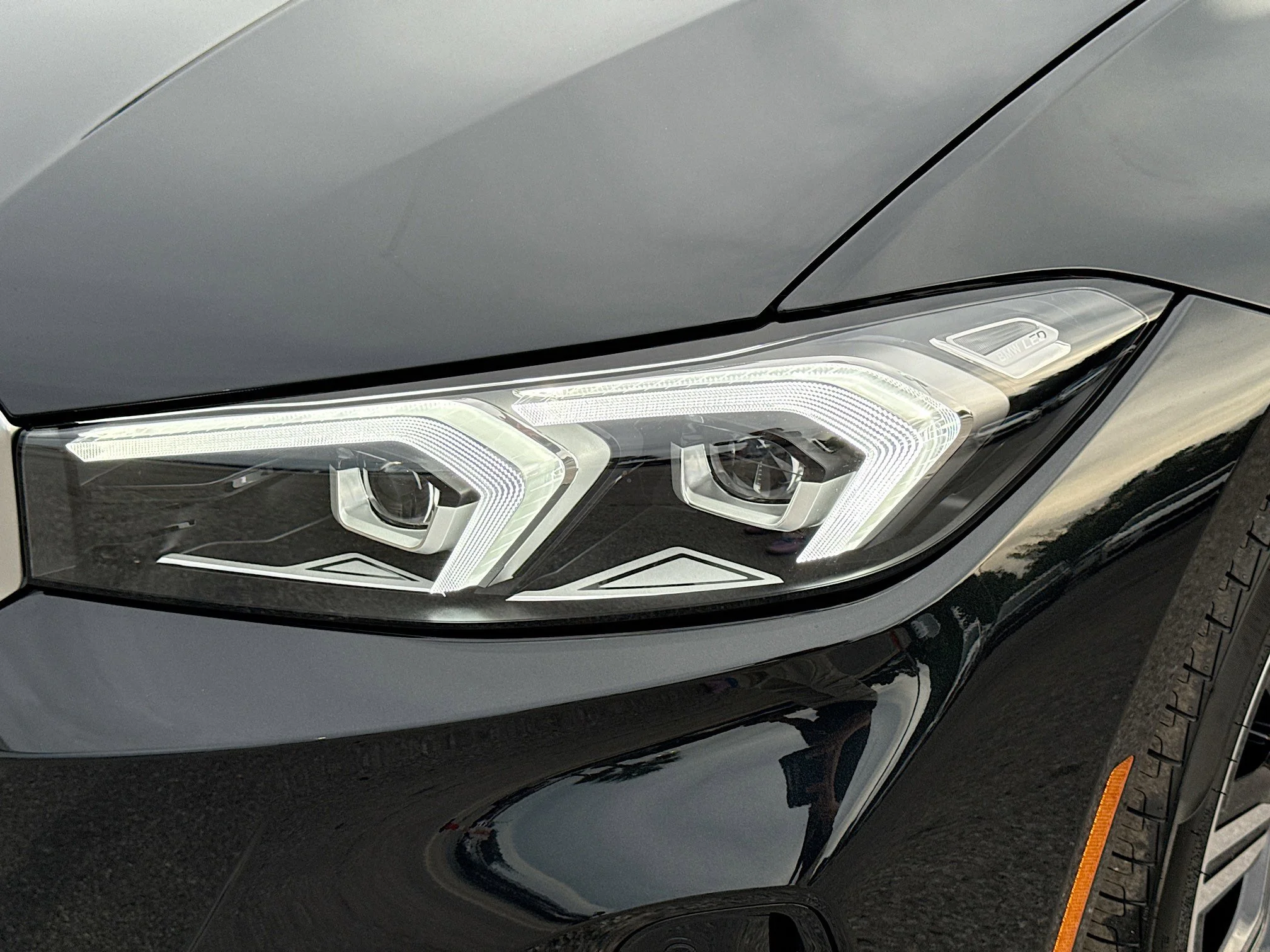 New 2026 Black Sapphire Metallic BMW 330i image 9