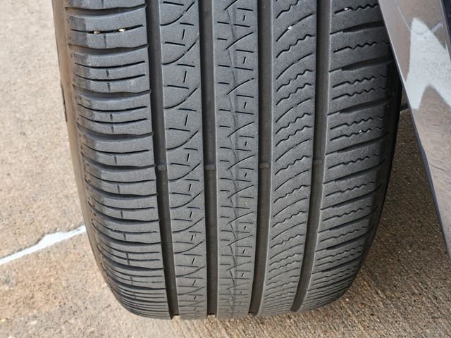 Certified Used 2025 Blue Land Rover S image 11