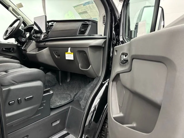 New 2026 Black Ford Explorer Limited SE image 22