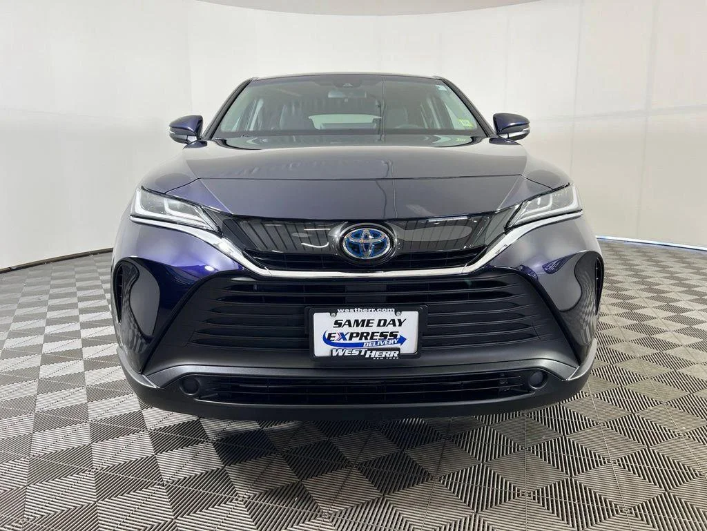 Used 2024 Blueprint Toyota LE image 11