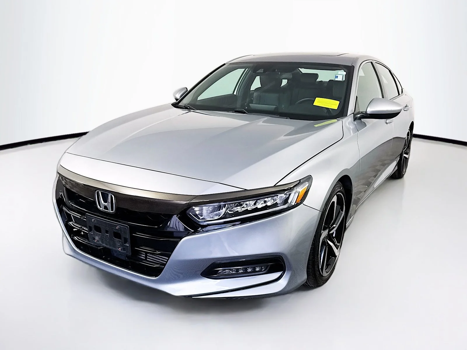 Used 2020 Silver Honda EX image 3