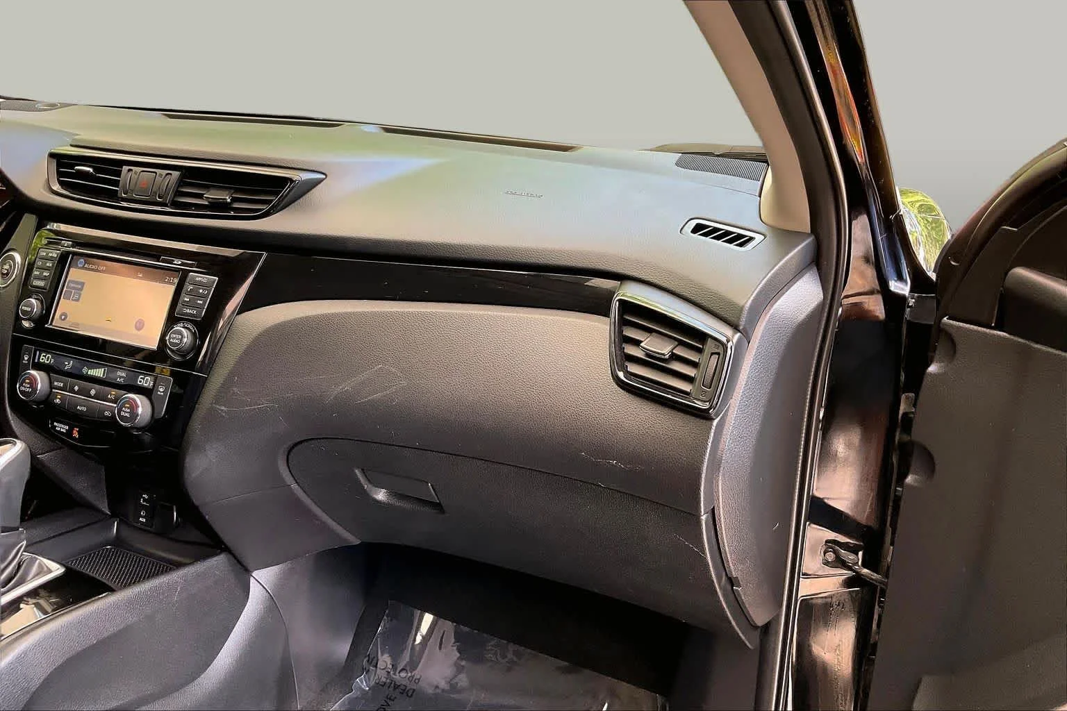 Used 2017 Magnetic Black Nissan SV image 18