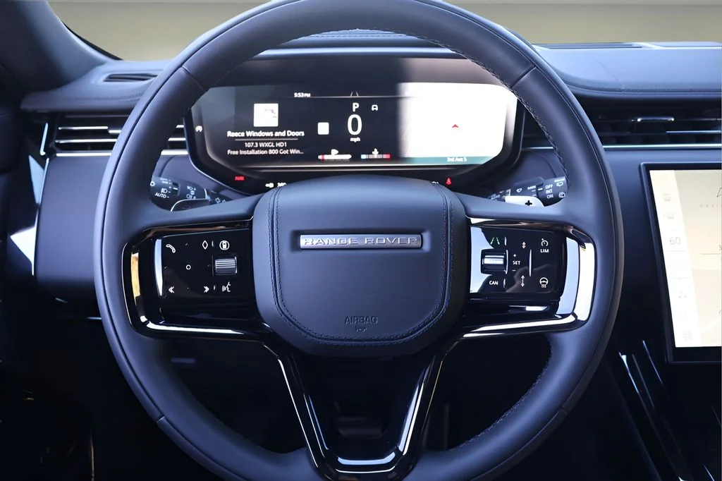 New 2026 Carpathian Grey Land Rover Dynamic SE image 18