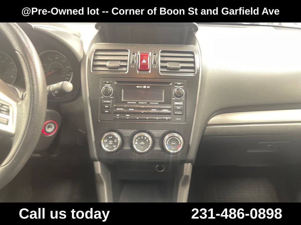Used 2014 Silver Subaru 2.5i Premium image 19