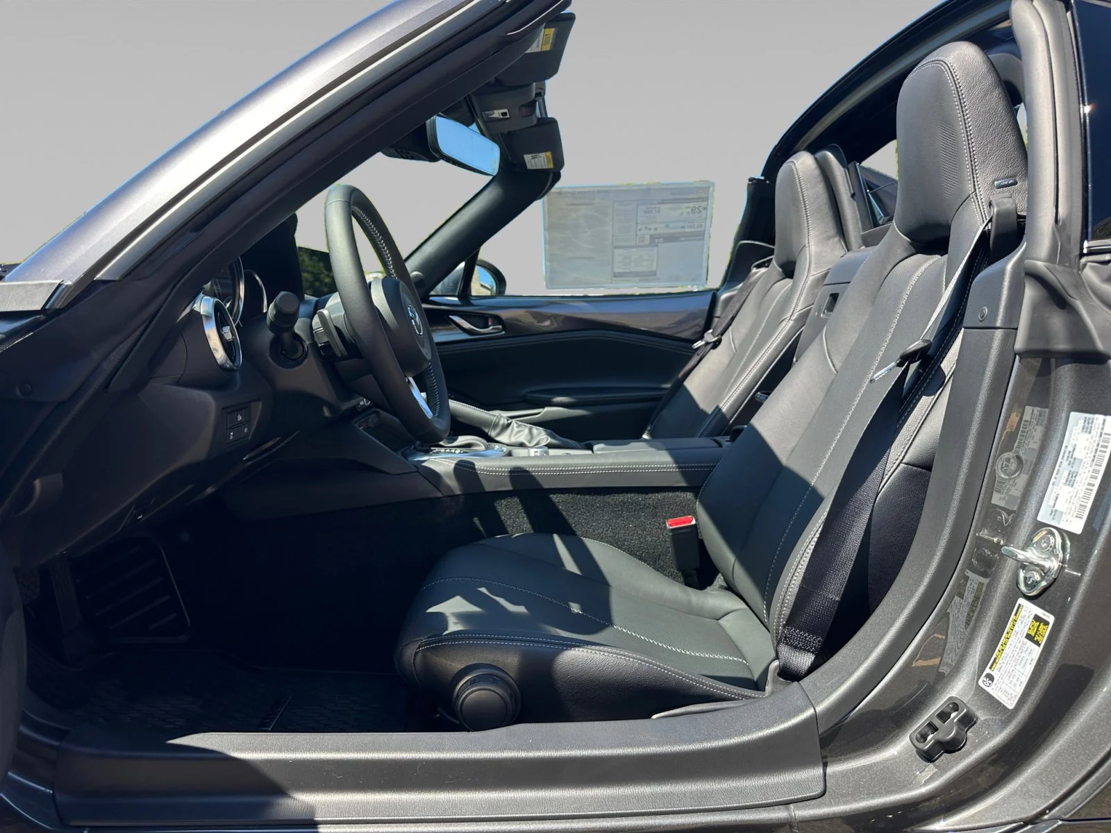 2025 Mazda MX-5 Miata RF Grand Touring - Photo 12