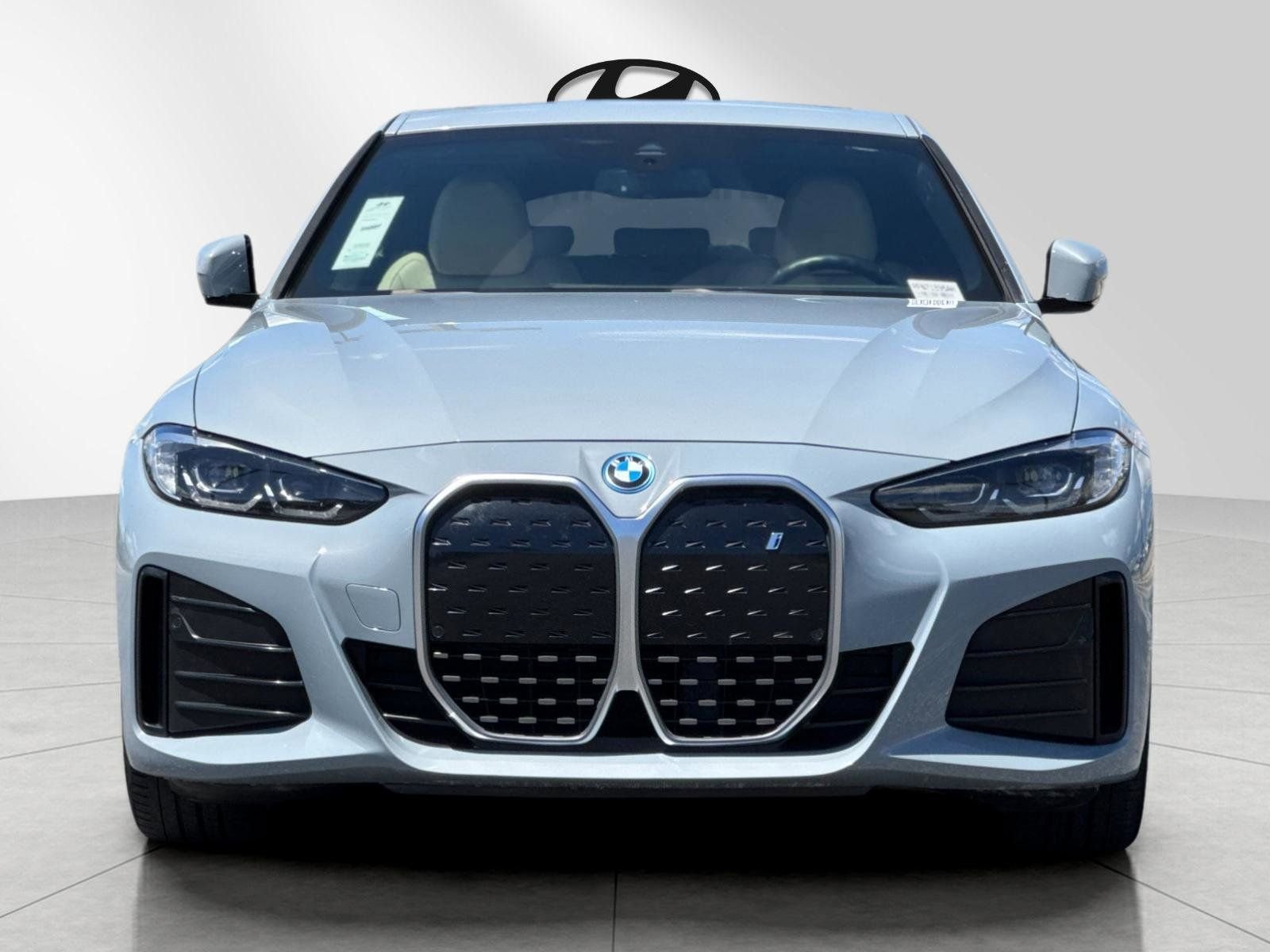 Used 2023 Gray BMW eDrive40 image 8