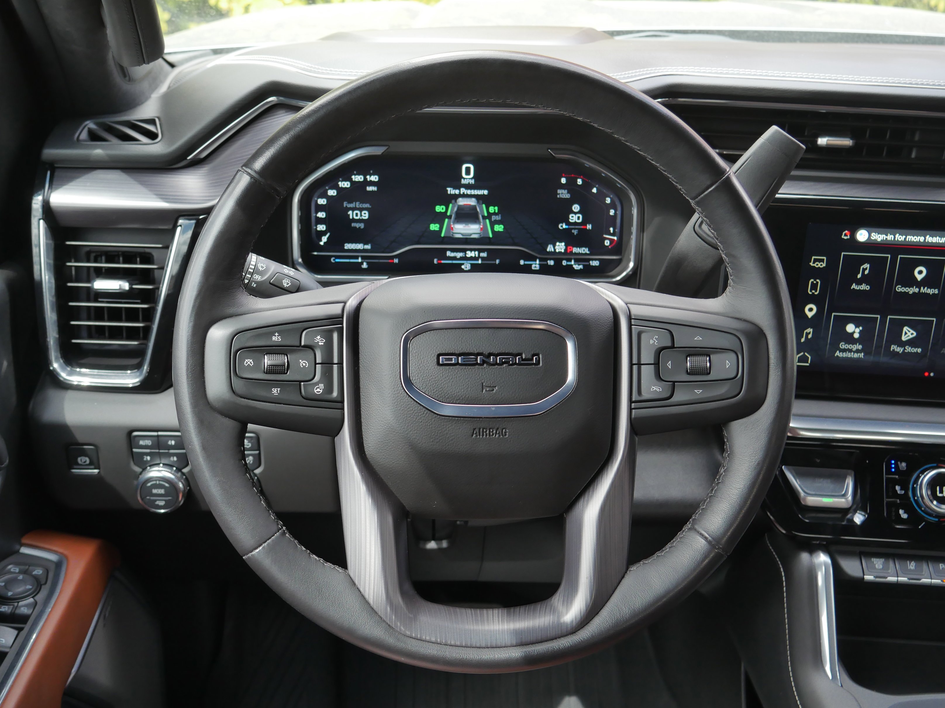 Used 2025 Sterling GMC Denali Ultimate image 7