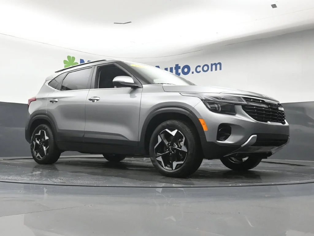 Certified Used 2024 Gray Kia EX image 27