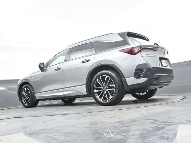 Used 2024  Acura Base image 33