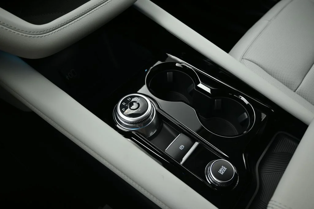 New 2026 Carbonized Gray Metallic Ford Platinum™ image 27