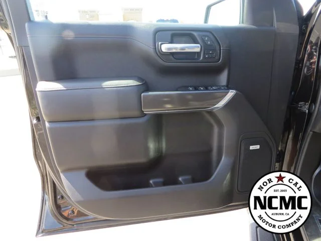 Used 2021 Black GMC AT4 image 20
