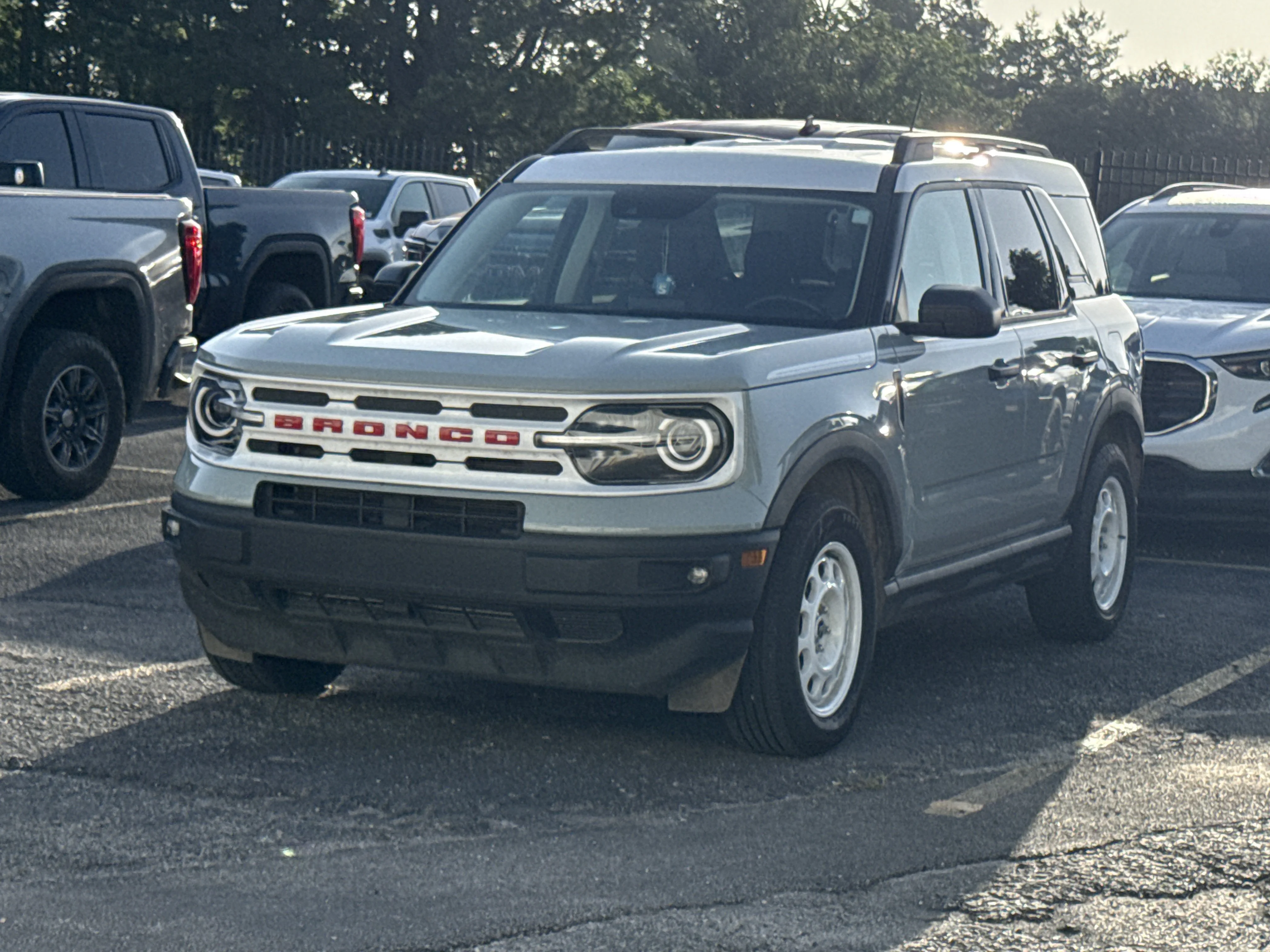 Used 2023  Ford Heritage image 3