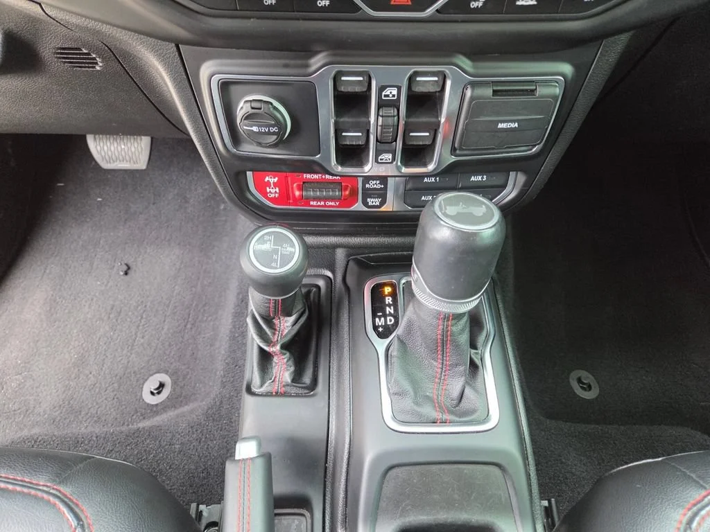 Used 2021 Black Clearcoat Jeep Unlimited Rubicon image 31