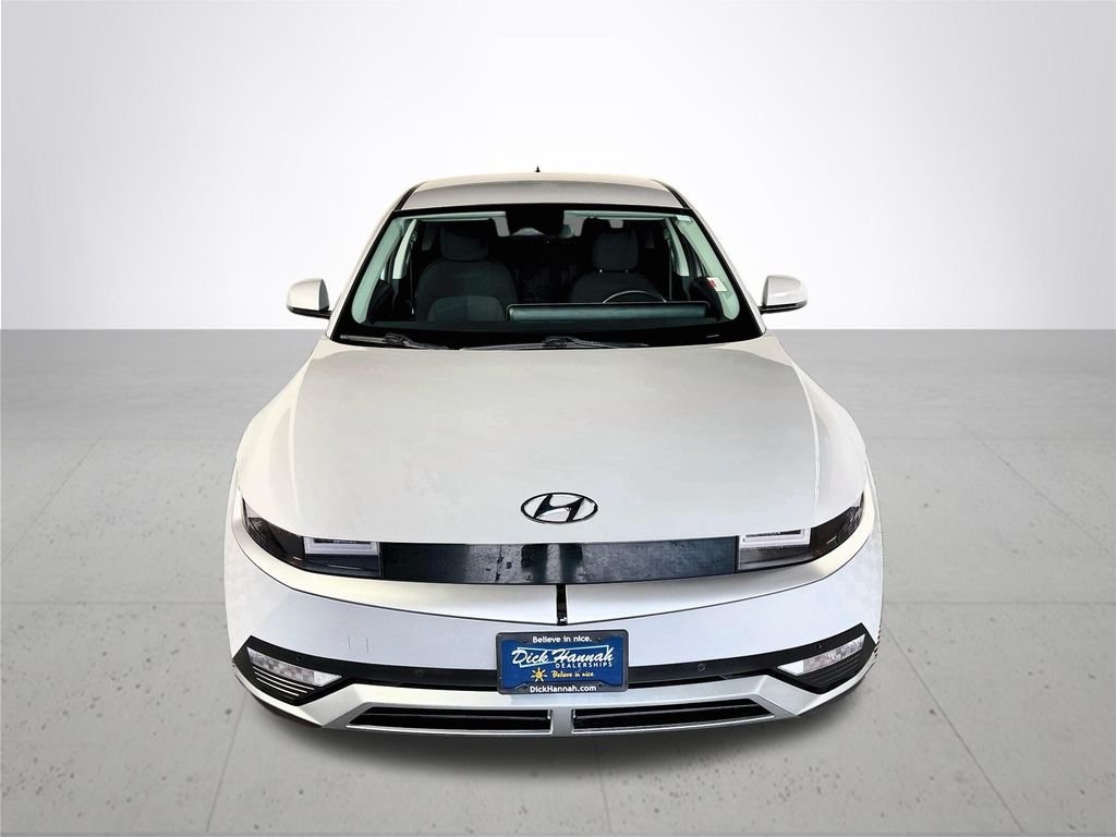 Used 2024 Gray Hyundai SEL image 3