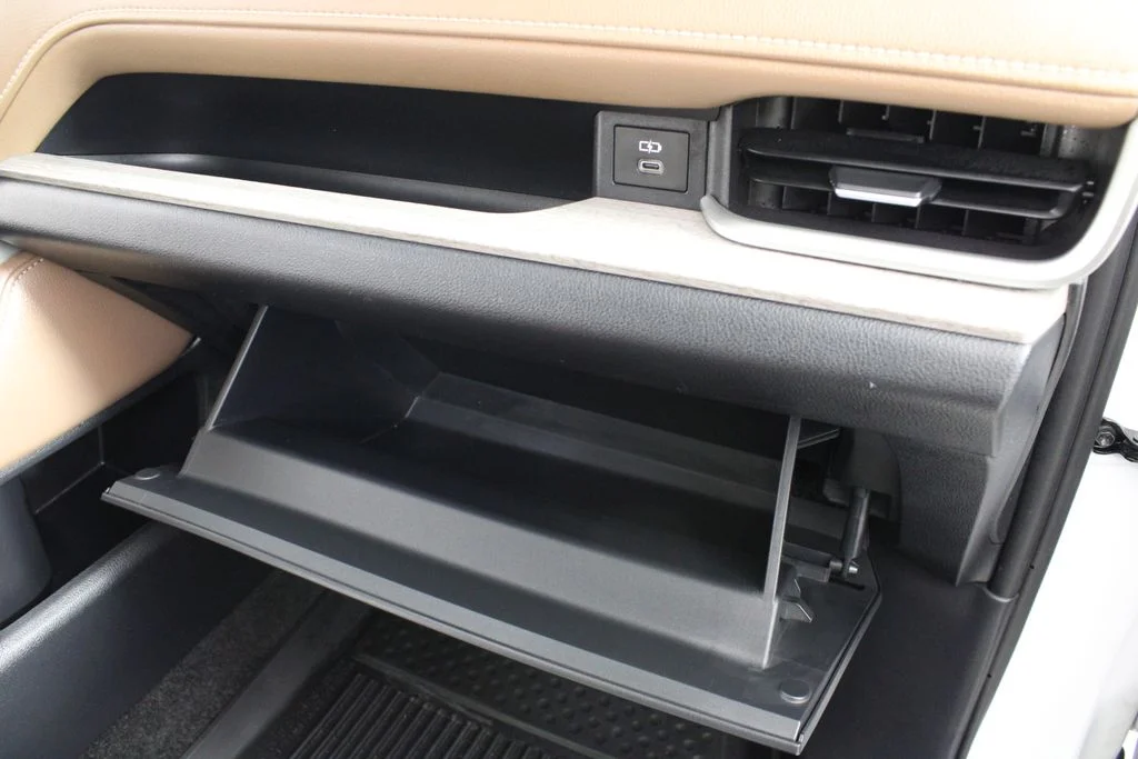 Used 2024 Pearl Toyota Platinum image 20