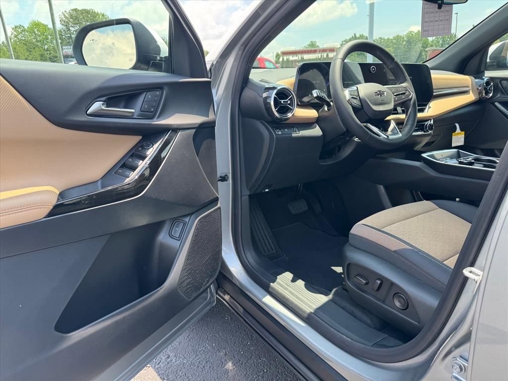 2026 Chevrolet Equinox ACTIV - Photo 11
