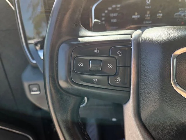 Used 2024 Silver GMC SLT Premium Plus image 32