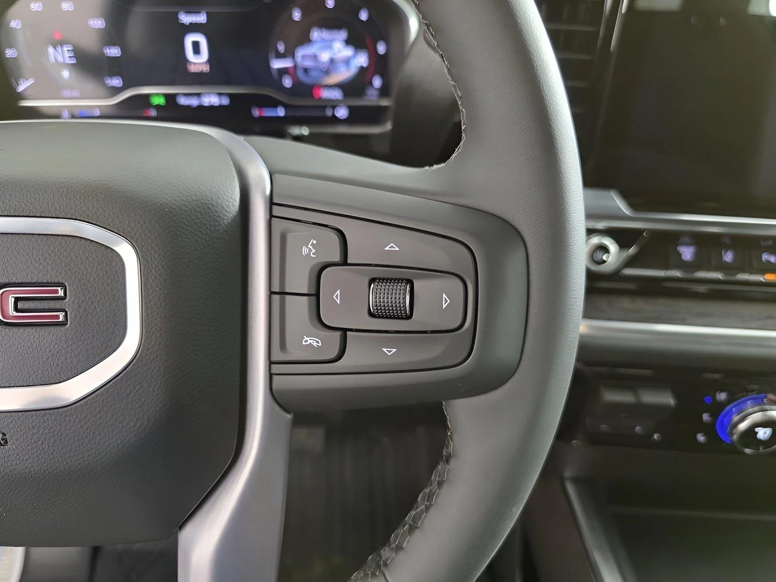2025 GMC Sierra 2500HD SLT - Photo 34